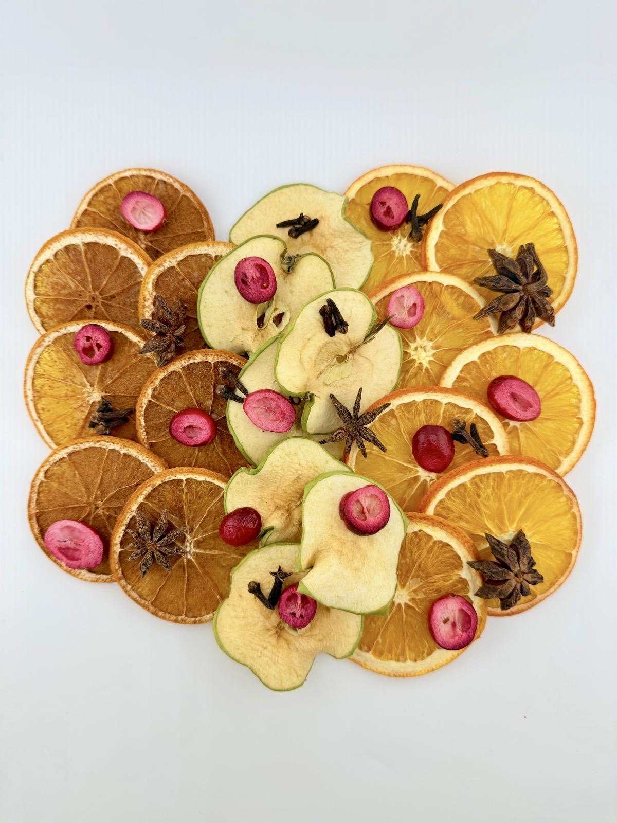 Dehydrated orange, apple, cranberry, clove and star anise festive garnish